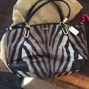 Coach purse never used